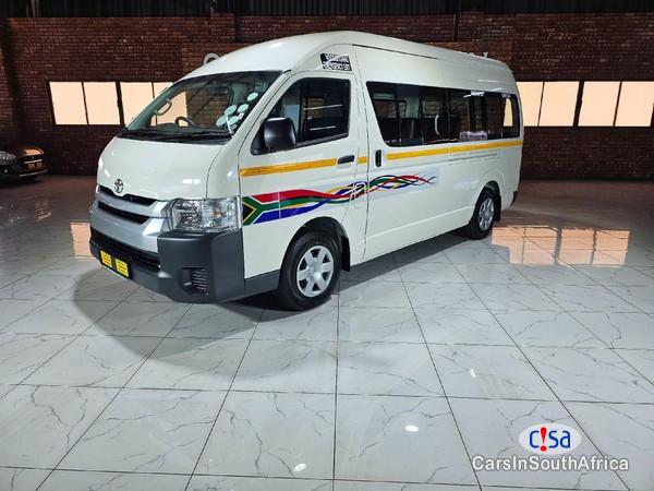 Picture of Toyota Quantum 2.5 D-4D Sesfikile 16-Seat Manual 2021