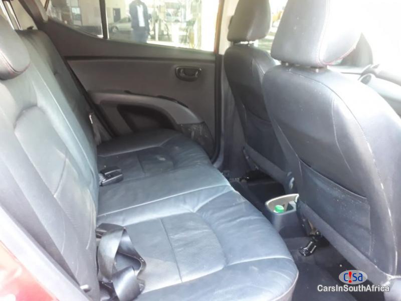 Hyundai i10 1.2 Glind Manual 2017 - image 6