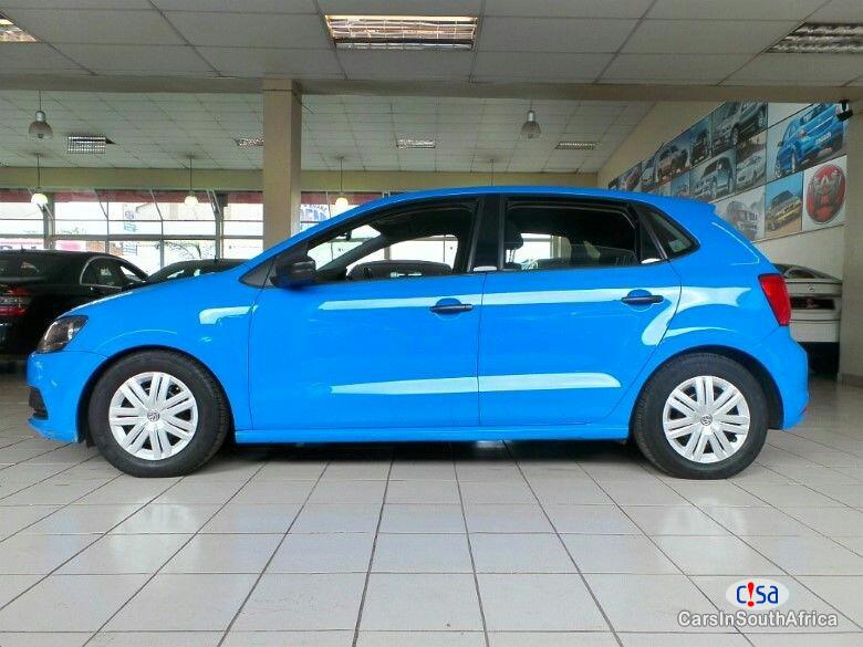 Volkswagen Polo Manual 2015 - image 5