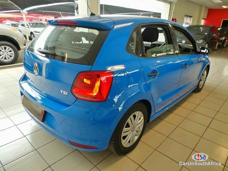 Volkswagen Polo Manual 2015 - image 6