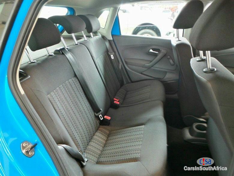 Volkswagen Polo Manual 2015 - image 7