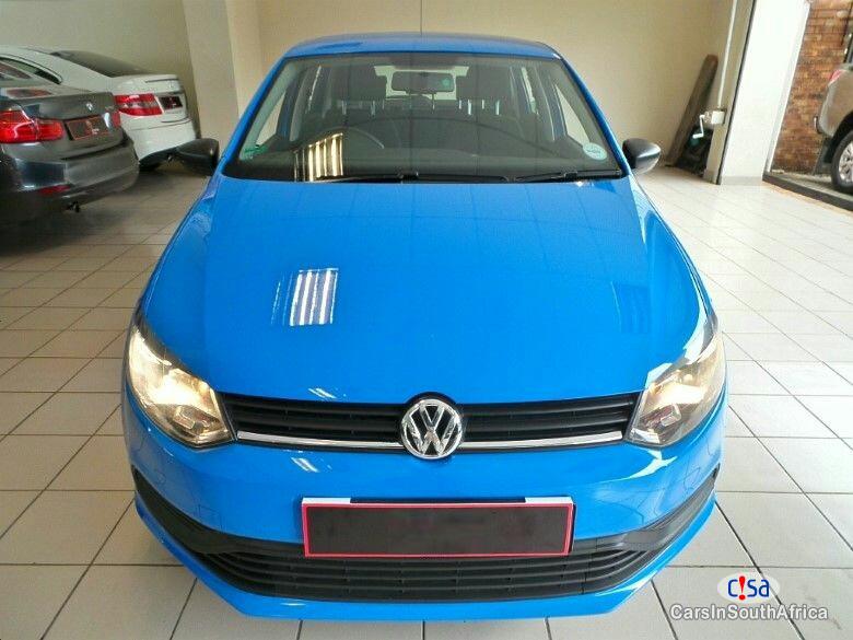 Volkswagen Polo Manual 2015 - image 9