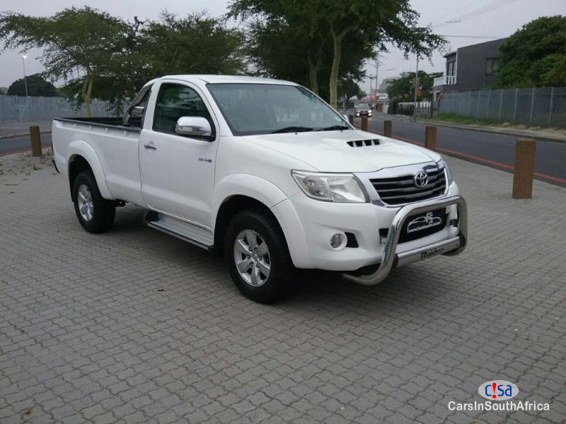 Toyota Hilux 2.5 Manual 2013 - image 2
