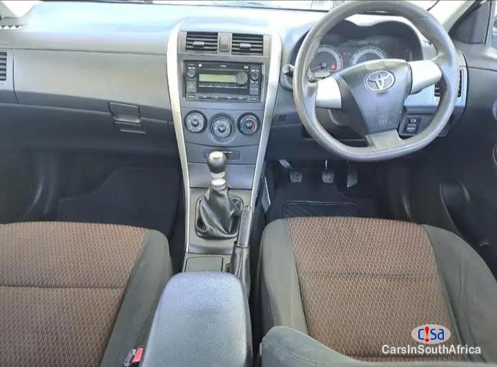 Toyota Corolla 1.6 /call Whatsapp 068 346 6875 Manual 2017 - image 3