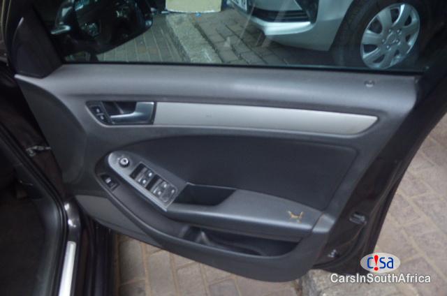 Audi A4 Manual 2013 - image 4