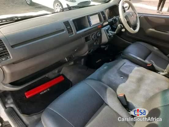 Toyota Quantum 2 5 0671651564 Manual 2019 in South Africa - image