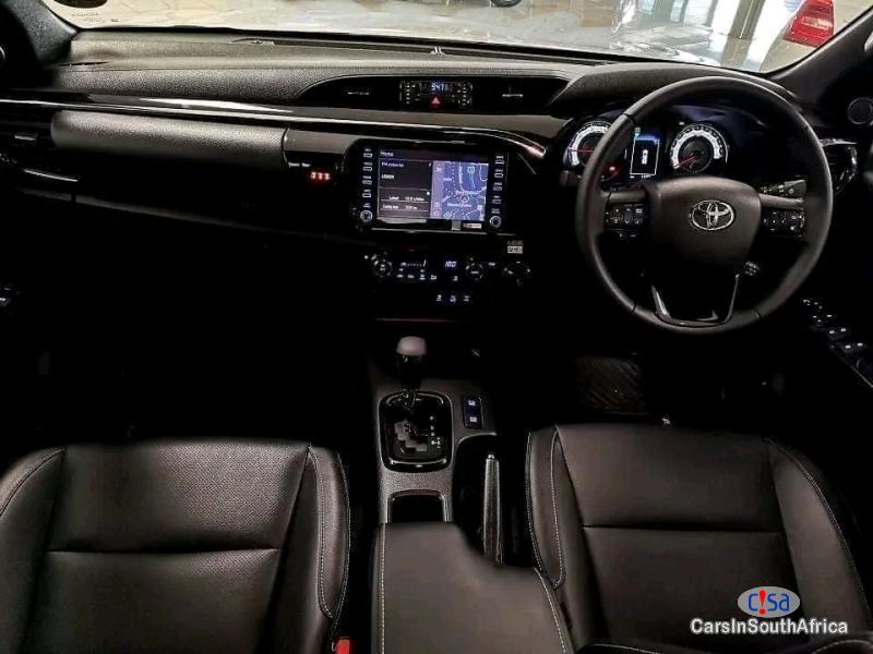 Toyota Hilux 2023 Toyota Legend 50 GD6 2.8 AUTO 0698183175 Automatic 2023 - image 9