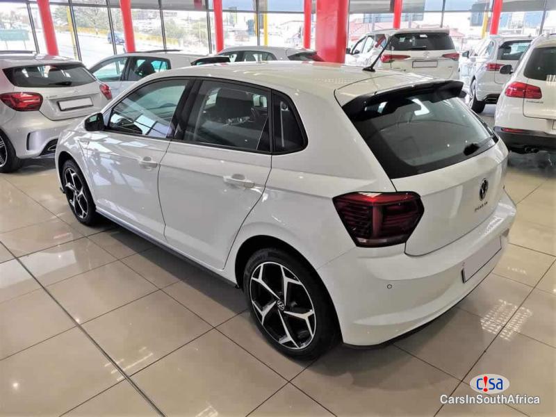 Volkswagen Polo 1.0 Manual 2019 - image 2