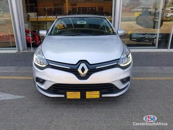 Picture of Renault Clio Manual 2016