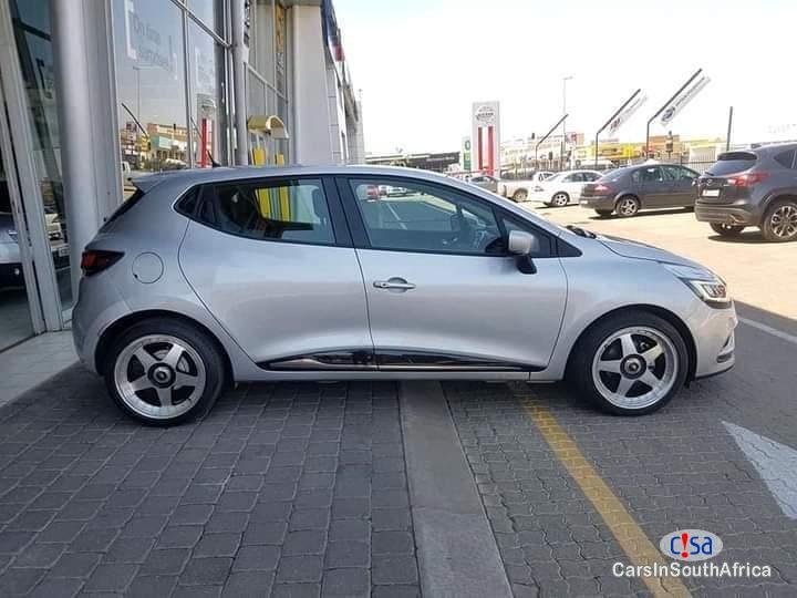 Renault Clio Manual 2016