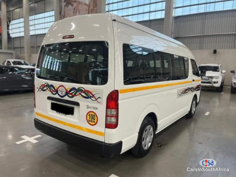 Toyota HiAce 2.5 D4d Sesfikile (0726318146) Manual 2023 in South Africa