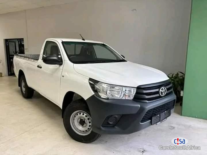 Toyota Hilux 2.4GD Manual 2020 - image 2