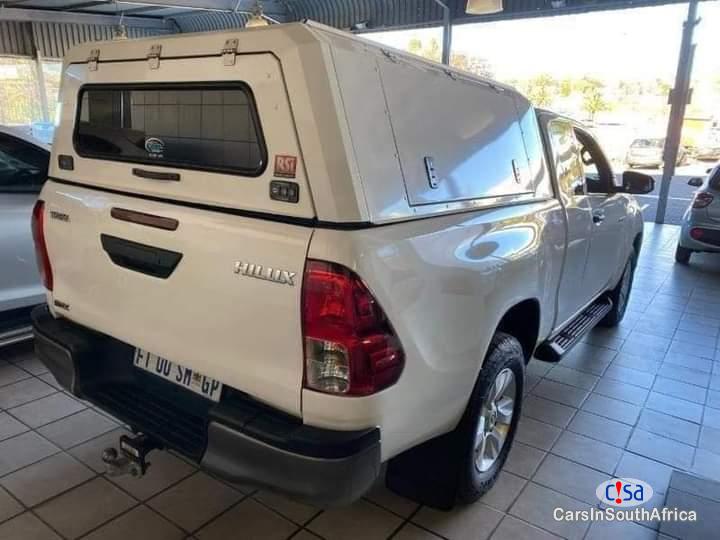 Toyota Hilux 2.4GD Manual 2018