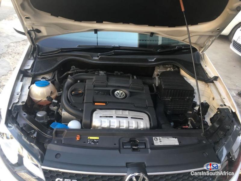 Volkswagen Polo 1.4 Manual 2016 - image 8