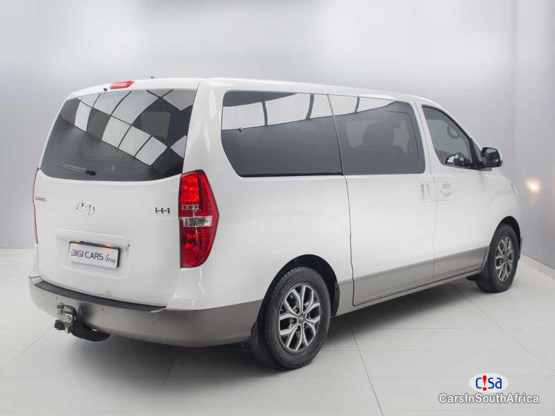 Hyundai H-1 2.5 Hyundai H1 CRDI CALL OR WHATSAPP 0848069549 Automatic 2022 - image 2