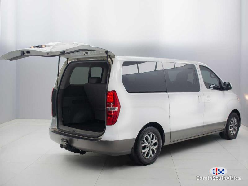 Hyundai H-1 2.5 Hyundai H1 CRDI CALL OR WHATSAPP 0848069549 Automatic 2022 - image 4