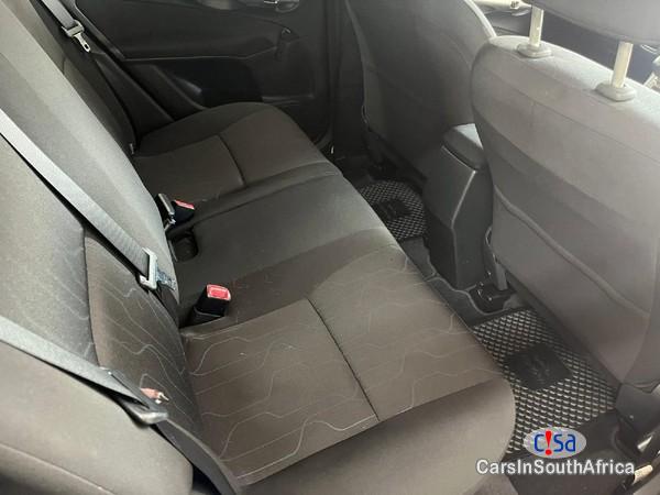 Toyota Auris 1.6 Xl (0684957752 Manual 2011 - image 5