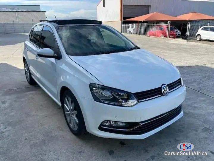 Volkswagen Polo Manual 2017 - image 2