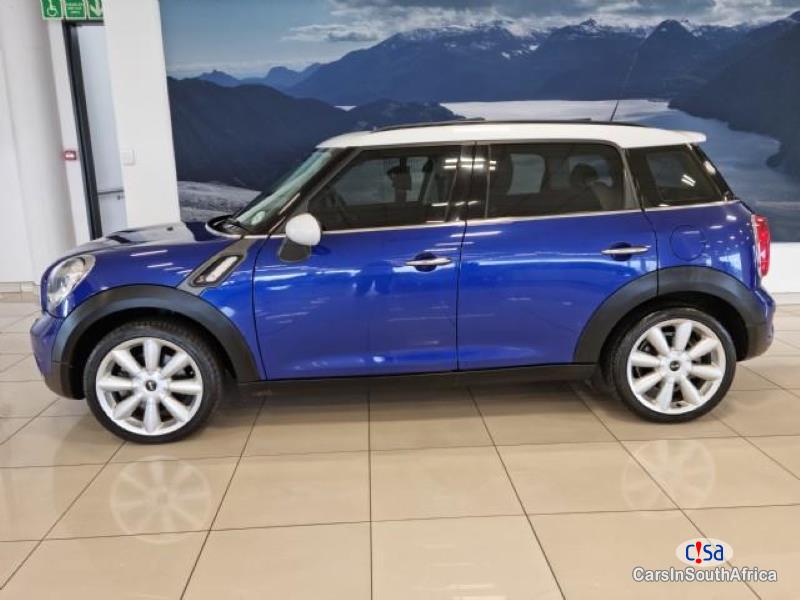 Mini Countryman 2.0 Manual 2017 - image 4