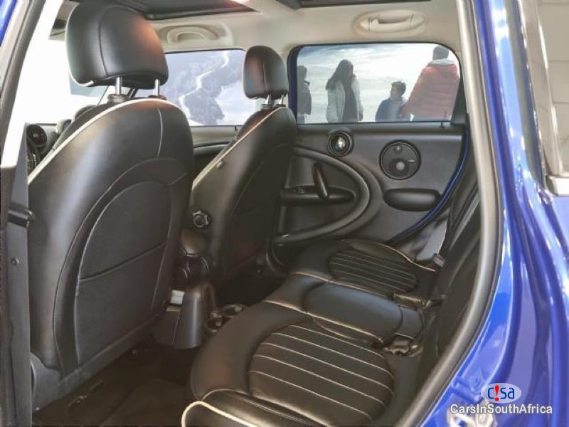 Mini Countryman 2.0 Manual 2017 - image 5