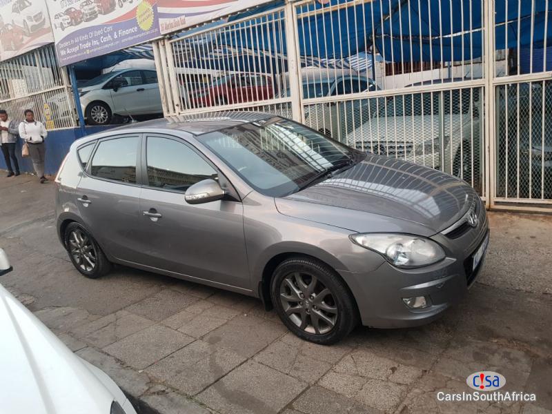 Hyundai i30 1.8 Manual 2011 - image 2