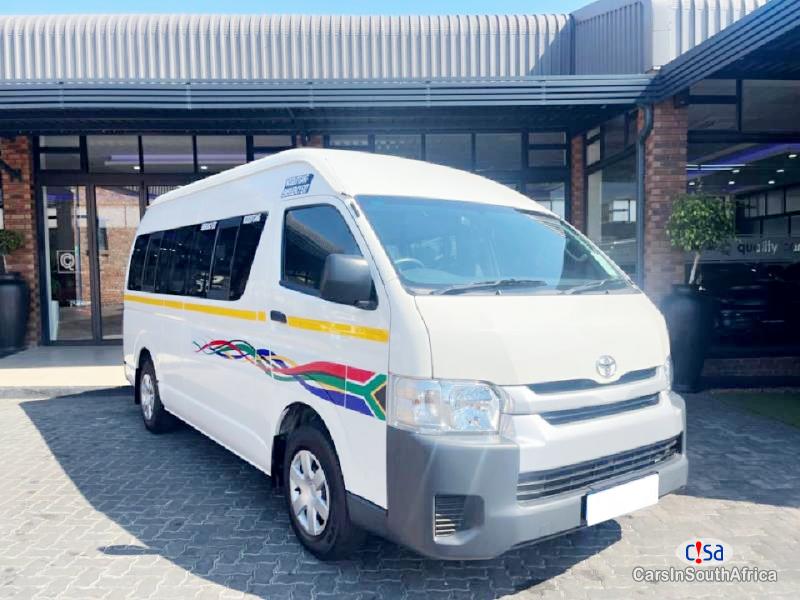Toyota Quantum 2.5D-4D Hiace+27 78 321 4168 Manual 2018 - image 2