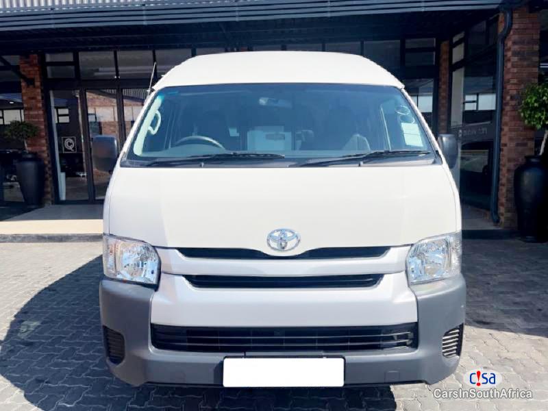 Toyota Quantum 2.5D-4D Hiace+27 78 321 4168 Manual 2018 - image 3