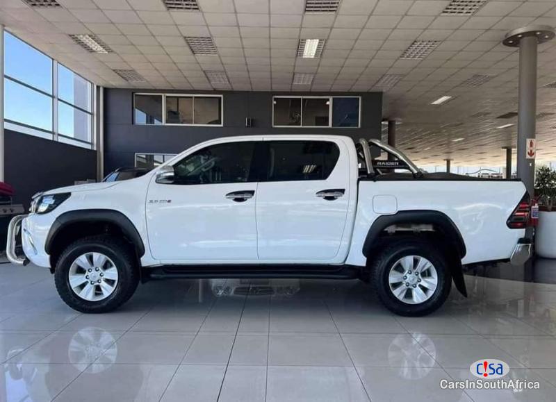 Toyota Hilux 2.8 Automatic 2016