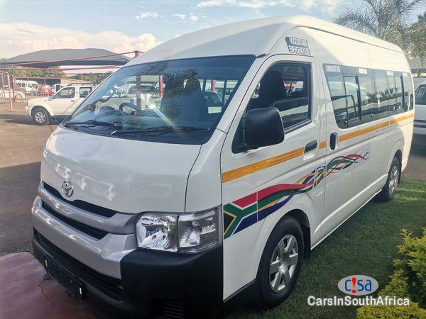 Picture of Toyota Quantum 2.5 D-4D Sesfikile 16-Seat Manual 2021