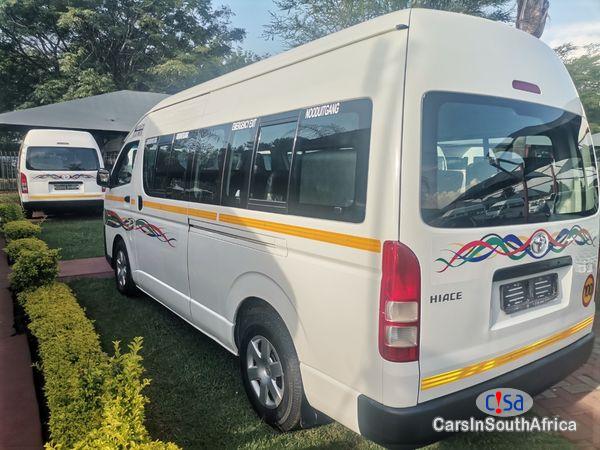 Toyota Quantum 2.5 D-4D Sesfikile 16-Seat Manual 2021 - image 2