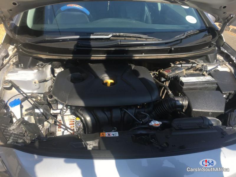 Hyundai i30 1.8 Executive Manual 2013 - image 7