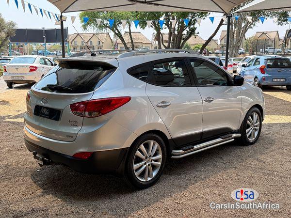 Hyundai Santa Fe R2.2 AWD Elite 7-Seat Auto Automatic 2013 - image 2