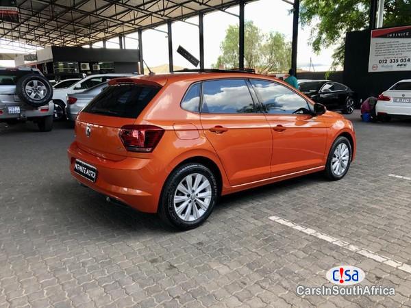 Volkswagen Polo 1.0 Automatic 2018 - image 3