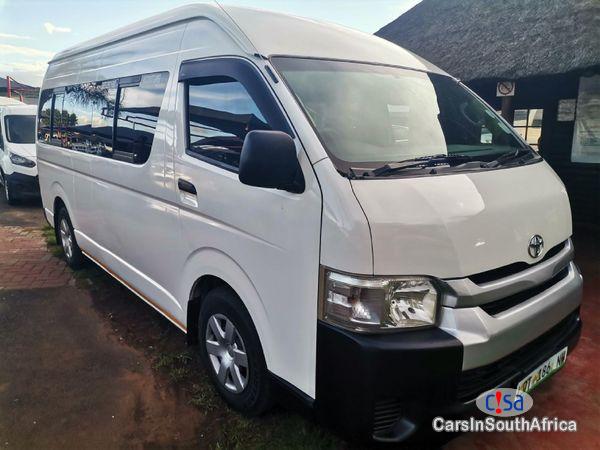 Toyota Quantum 2.5 D-4D Sesfikile 16 Seat / +27 685845776 Manual 2012 - image 2