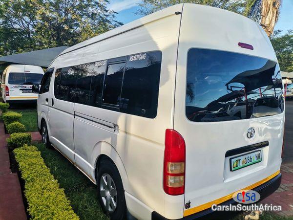Toyota Quantum 2.5 D-4D Sesfikile 16 Seat / +27 685845776 Manual 2012 - image 4