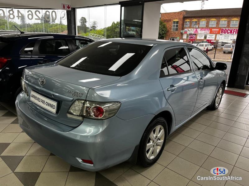 Toyota Corolla 1.6 Quest Manual 2018 - image 2