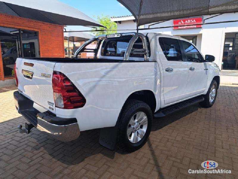 Toyota Hilux 2.8Gd6 Automatic 2018 - image 3