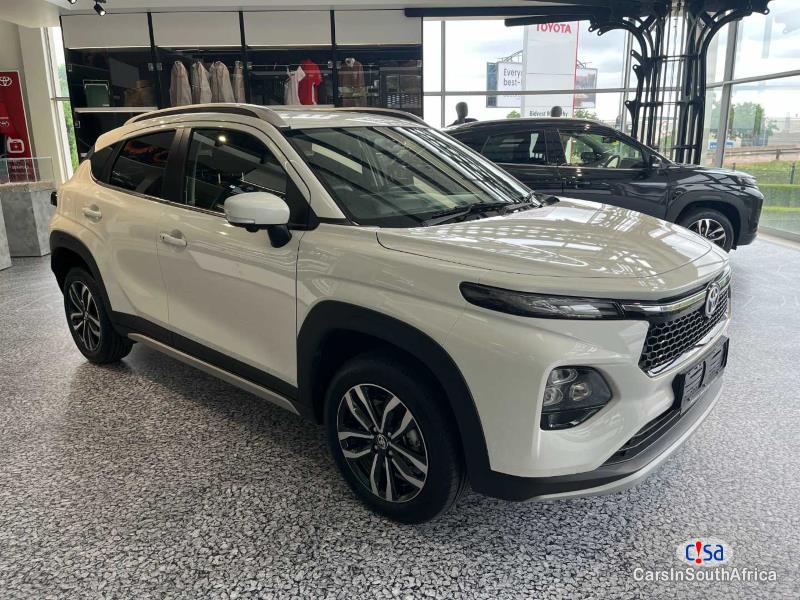 Toyota Starlet 1.5 Cross Manual 2025