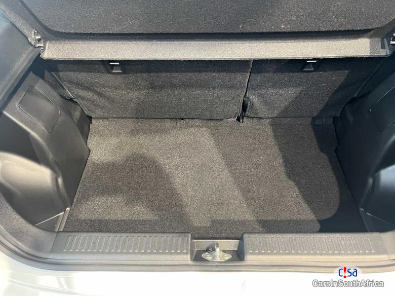 Toyota Starlet 1.5 Cross Manual 2025 in South Africa - image