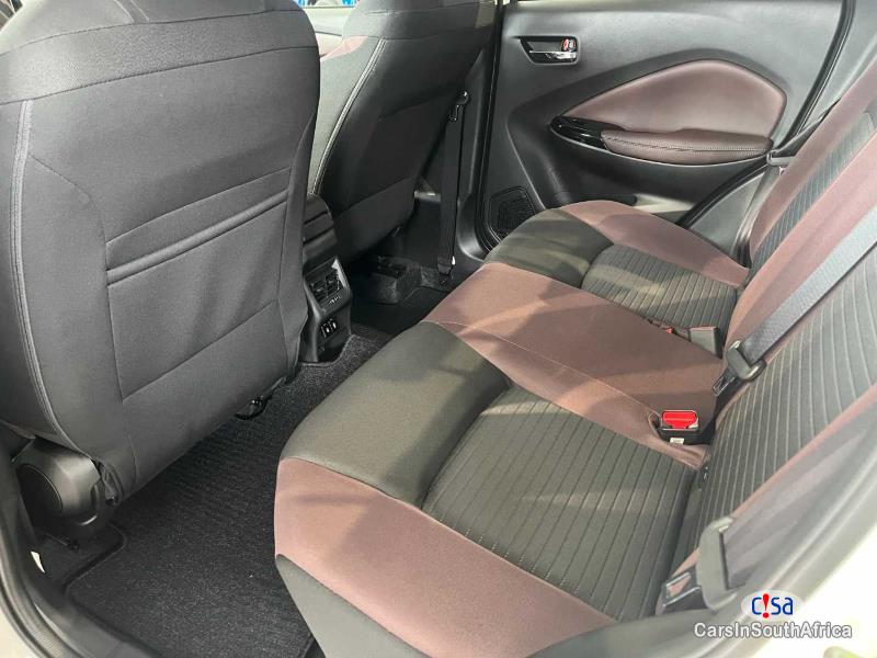 Toyota Starlet 1.5 Cross Manual 2025 - image 9
