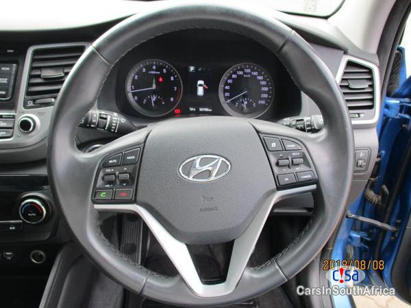 Hyundai Tucson Automatic 2016 - image 4