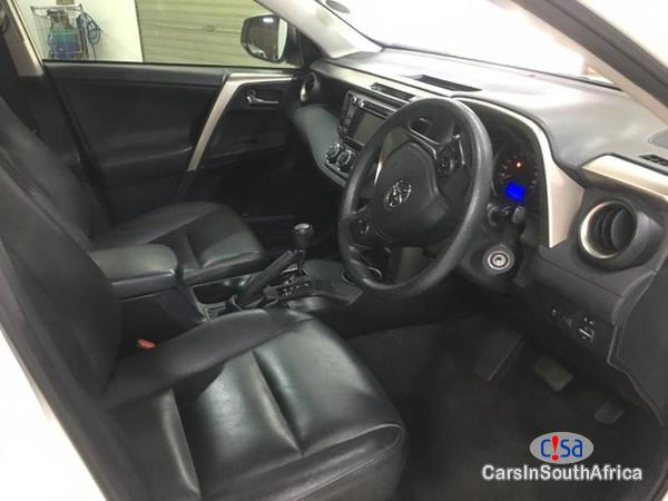 Toyota RAV-4 Automatic 2016 - image 10