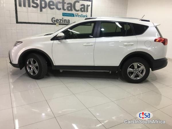 Toyota RAV-4 Automatic 2016 - image 2
