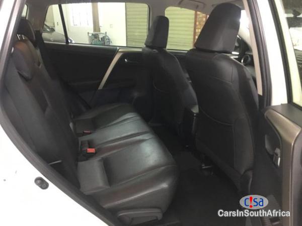 Toyota RAV-4 Automatic 2016 - image 8