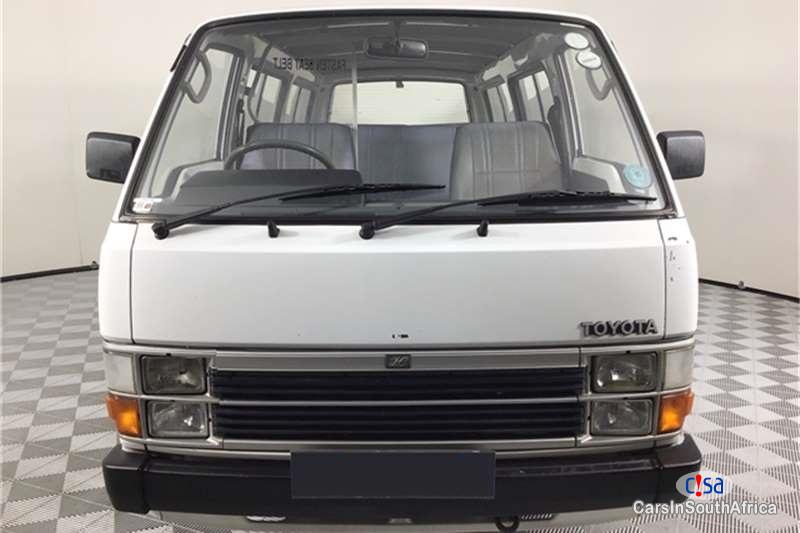 Toyota HiAce 2.2 Manual 2007 - image 5