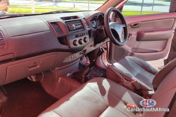 Toyota Hilux 2.5 D-4D Call 081 494 5928 Manual 2015 in Limpopo