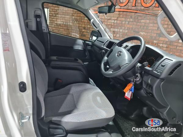 Toyota Quantum 2.5 D-4D 14-seat Call 081 494 5928 Manual 2018 in Eastern Cape