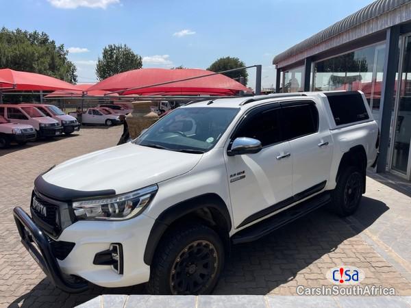 Toyota Hilux 2.8 Automatic 2019 - image 2