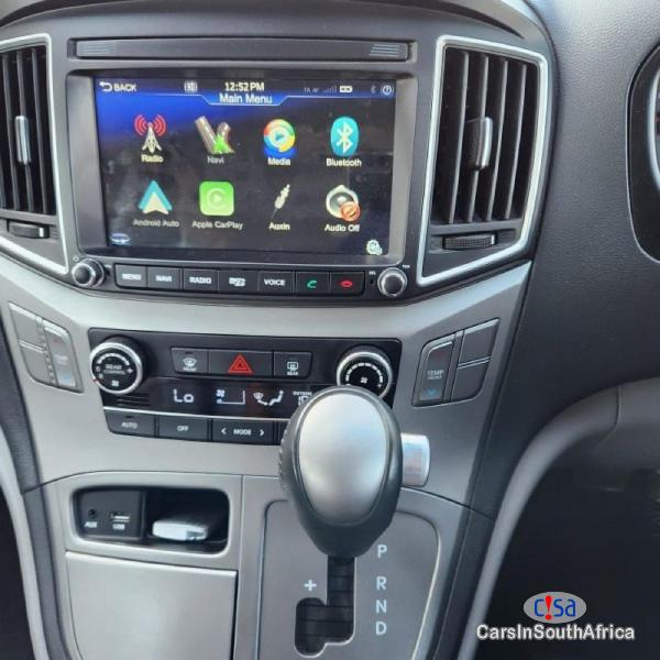 Hyundai H-1 2.5 CRDi Elite Bank Repossessed Automatic 2021 in Gauteng - image