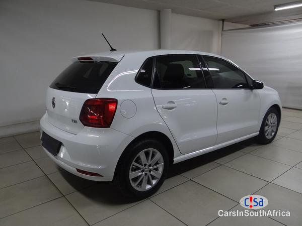 Volkswagen Polo 1.2 Manual 2016 - image 2